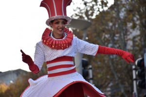 sweet parade parade de rue spectacle deambulatoire parade gourmande infocom organisation marseille paris strasbourg lyon lille bordeaux paca France